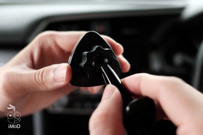 Gizmo ที่ตั้งมือถือ ที่วางโทรศัพท์ในรถ ที่ยึดมือถือ แผ่นแม่เหล็ก รุ่น GH-012 ประกัน 6 เดือน