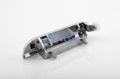 มือเปิดกะบะท้าย IS TFR ชุบ SAK