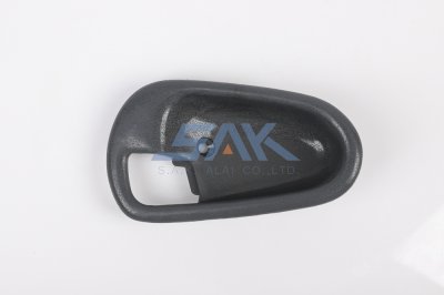 เบ้ามือเปิดอันใน MB E-CAR L