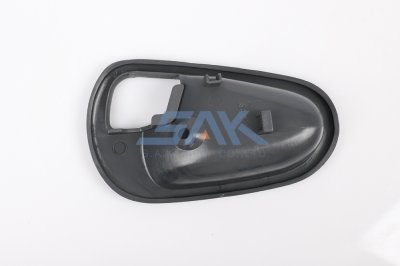 เบ้ามือเปิดอันใน MB E-CAR L