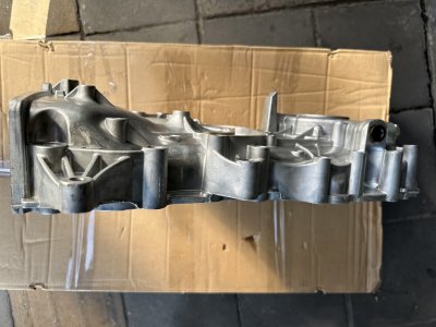 ฝาครอบสายพานราวลิ้น TT REVO Benzin 2.7 2TR SAK