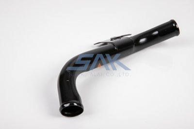 แป๊บต่อท่อยางหม้อน้ำ MB FN527-TURBO กลาง SAK