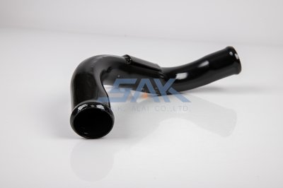 แป๊บต่อท่อยางหม้อน้ำ MB FN527 กลาง SAK