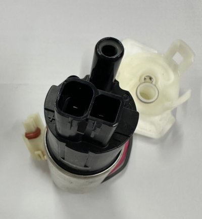 ปั้มติ๊กในถัง TT YARIS,VIOS"2013-18 MAZDA2-3 แท้