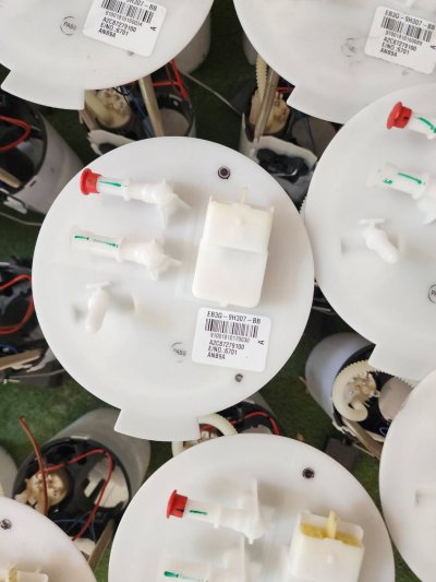 ลูกลอย + ปั้มติ๊ก MD FORD-T7-9 แท้