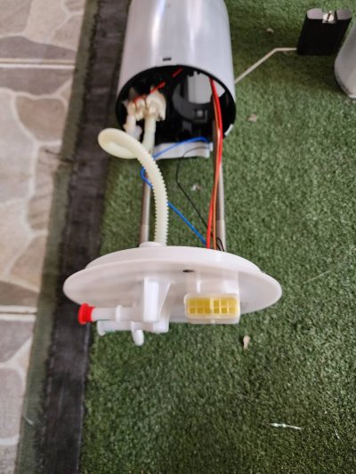 ลูกลอย + ปั้มติ๊ก MD FORD-T7-9 แท้