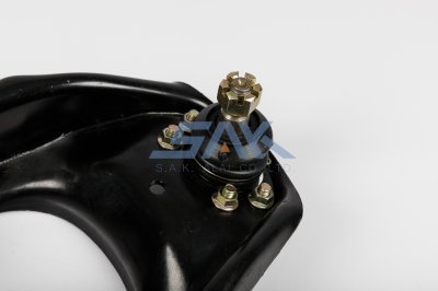 ปีกนกบน IS KBZ +ลูกหมาก+สลัก