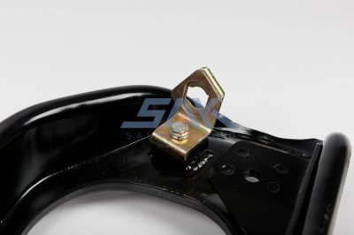 ปีกนกบน IS TFR-4WD, โรดิโอ R