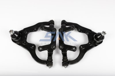 ปีกนกบน IS NKR +ลูกหมาก R