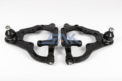 ปีกนกบน IS NKR +ลูกหมาก R