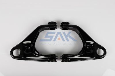 ปีกนกบน MB STRADA R