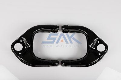 ปีกนกบน MB STRADA-4WD R