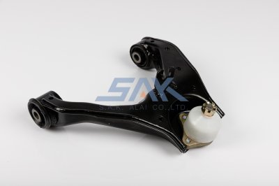 ปีกนกบน MB ไทตัน-4WD +ลูกหมาก R SAK