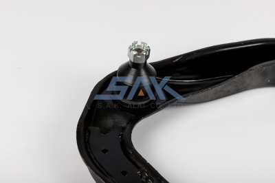 ปีกนกบน NS NAVARA5-6เกียร +ลูกหมาก L SAK