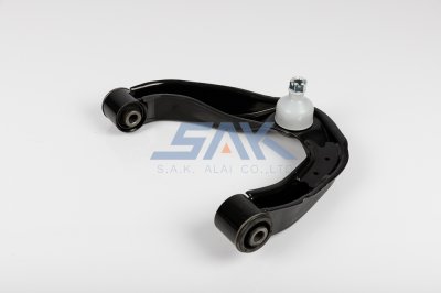 ปีกนกบน NS NAVARA5-6เกียร +ลูกหมาก R SAK