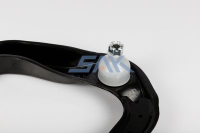 ปีกนกบน NS NAVARA5-6เกียร +ลูกหมาก R SAK