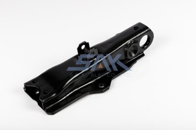ปีกนกล่าง IS TFR R SAK