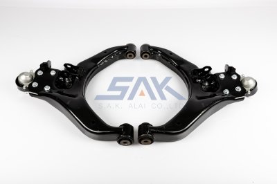 ปีกนกล่าง IS ดีแม็กออนิว4WD +ลูกหมาก R SAK