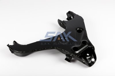 ปีกนกล่าง MB STRADA-4WD R