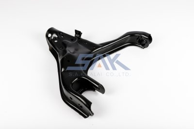 ปีกนกล่าง MB STRADA-4WD L