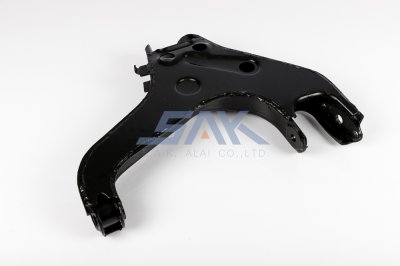 ปีกนกล่าง MB STRADA-4WD L