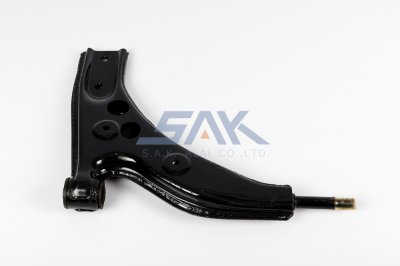 ปีกนกล่าง MD 323, ซีดาน +บูช L