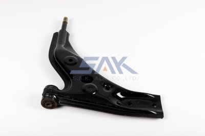 ปีกนกล่าง MD 323, ซีดาน +บูช L