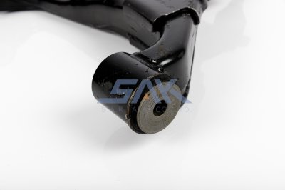 ปีกนกล่าง MD BT50-PRO-4WD +ลูกหมาก R