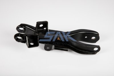 ปีกนกล่าง NS 620 L