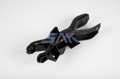 ปีกนกล่าง NS 620 L