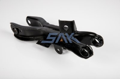 ปีกนกล่าง NS 620 L