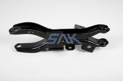 ปีกนกล่าง NS 620 L