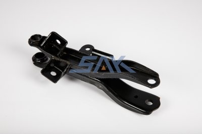 ปีกนกล่าง NS 620 R