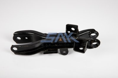 ปีกนกล่าง NS 620 R