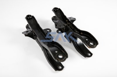 ปีกนกล่าง NS 620 R