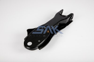 ปีกนกล่าง NS 720 R