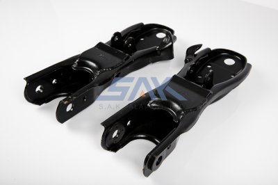 ปีกนกล่าง NS 720 R