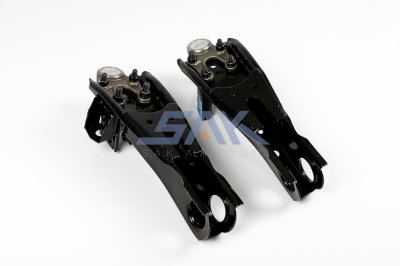 ปีกนกล่าง TT LH112-125 +ลูกหมาก R