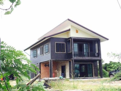 บ้านดำ