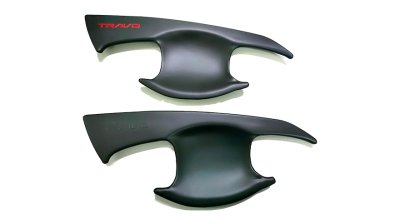 7 ถาดรองมือ 4 ประตู Toyota Hilux Travo ปี 2026