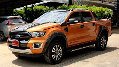 27 Front Fender Flares (V12) with Nuts ทรง Raptor