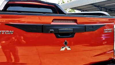 10 ครอบมือเปิดกระบะท้าย (5 ชิ้น)