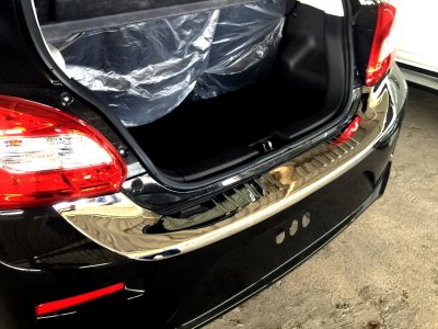11 Rear Bumper Guard