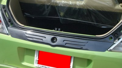 9 กันรอยท้าย