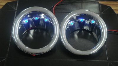 11 ครอบไฟสปอร์ตไลท์ (ปี 2009) มีไฟ