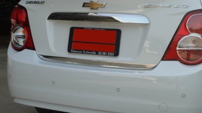 11 คิ้วฝากระโปรงท้าย (ตัวล่าง)