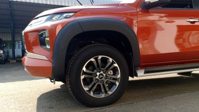 13 คิ้วล้อ (V 1) ทรงห้าง