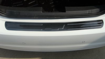 12 กันรอยท้าย