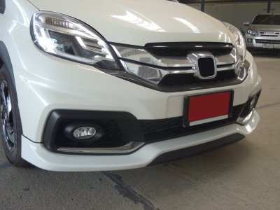 12 เสกิร์ตรอบคัน (V 1)