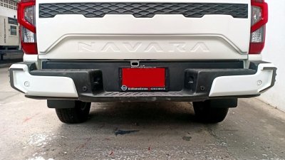 13 Rear Bumper Skirt (2pcs)